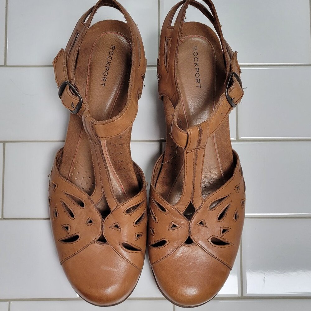 Light Caramel Brown Rockport "Aubrey" T-strap Sandal